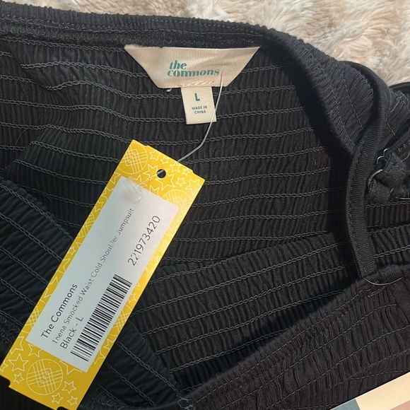 The Commons Jumpsuit || Kids Size Lg - Picture 4 of 4